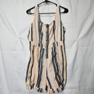 American Eagle Outfitters romper shorts with 2 button adjustments straps